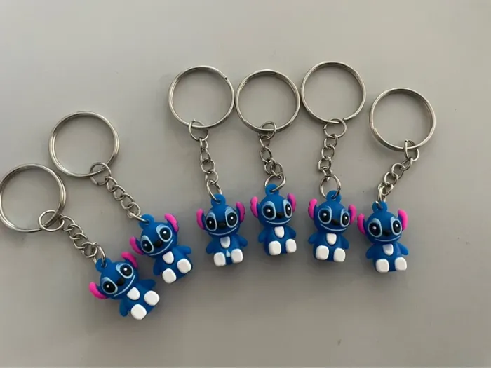 Lot de 6 porte clés stitch