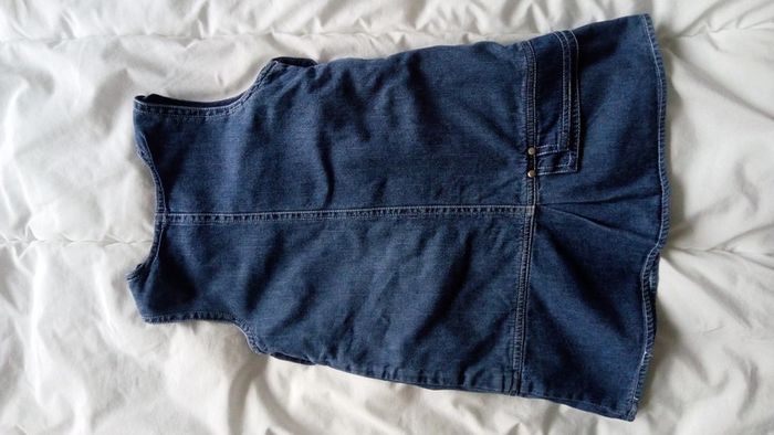Jolie robe en jean sans manches - photo numéro 2