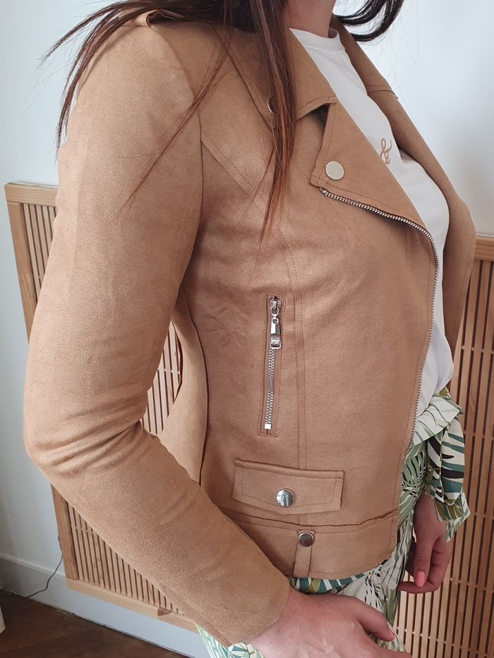 Perfecto suédine New York camel Taille M - photo numéro 4