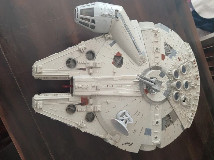 Star Wars Faucon Millenium 2004 Hasbro - photo numéro 6