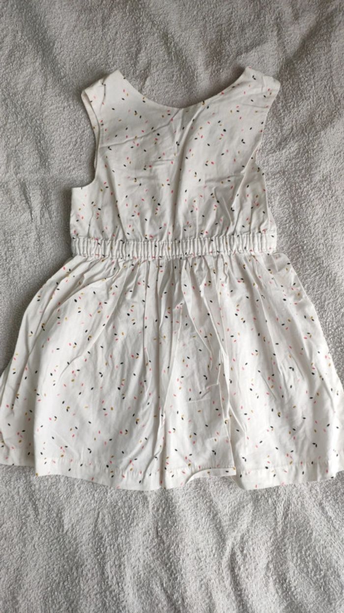 Robe blanche Kiabi 3 ans