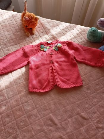 Gilet fleurs brodées