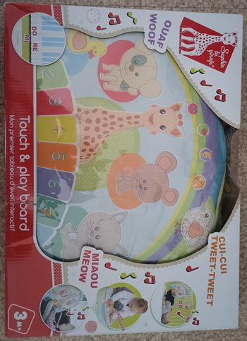 Tableau d'éveil interactif 