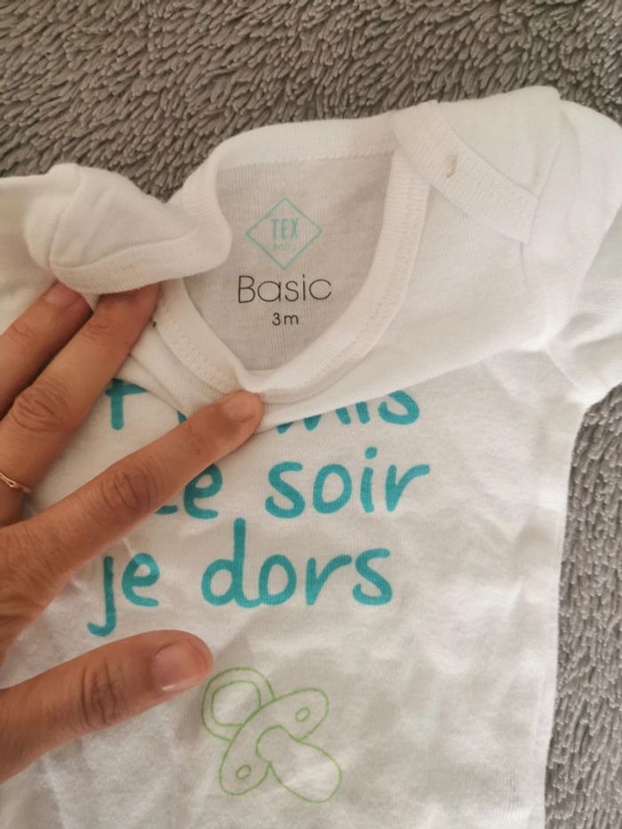 Body blanc "promis ce soir, je dors" Tex 3 mois - photo numéro 2