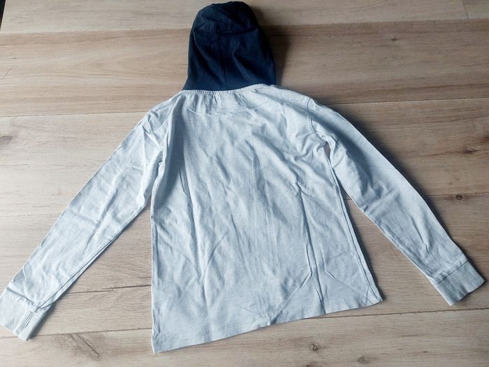 T-shirt manches longues avec capuche taille 8 ans Tape à l'œil - photo numéro 2