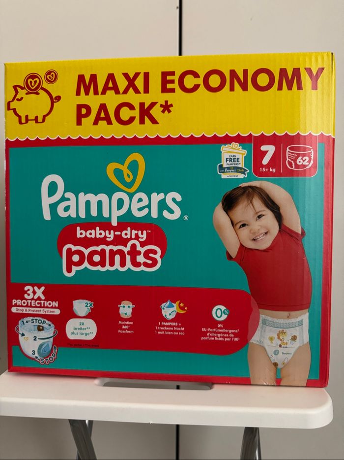 62 couches pampers pants taille 7
