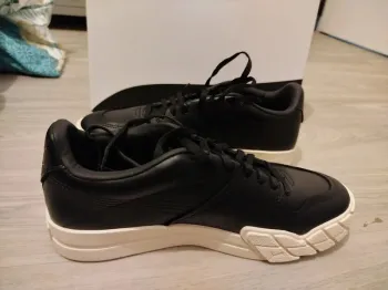 PUMA en cuir Eris Fantasy P40