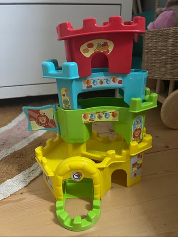 Chateau à empiler avec balle
