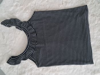 Top Monoprix rayé noir et blanc