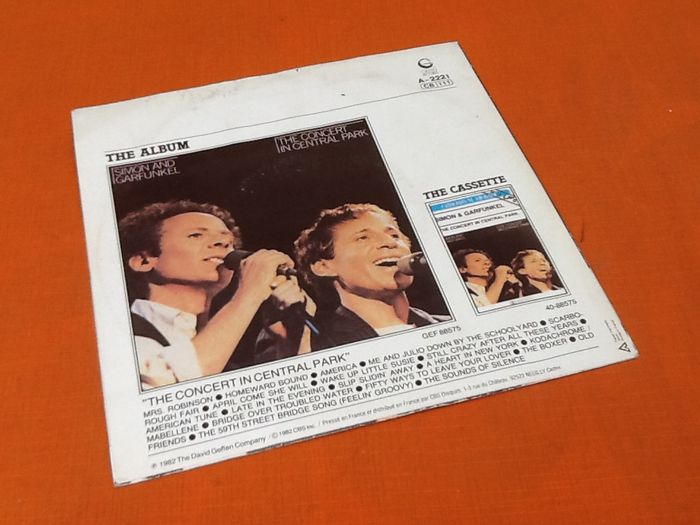 Vinyle 45 tours Simon and Garfunkel Mrs Simon (1982) - photo numéro 4