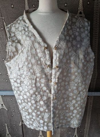 Veste de Noël sans manches beige brillant et blanc pailleté taille 50-52