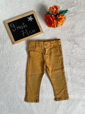 [9M] Pantalon jeans bébé 