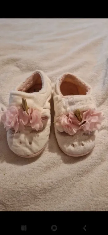 Pantoufles licornes – Taille 32