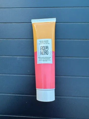 Gelée nacrée après soleil Aqua Hero