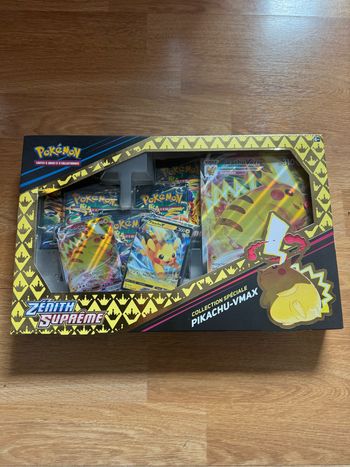 Coffret pikachu V Max zénith suprême Pokémon