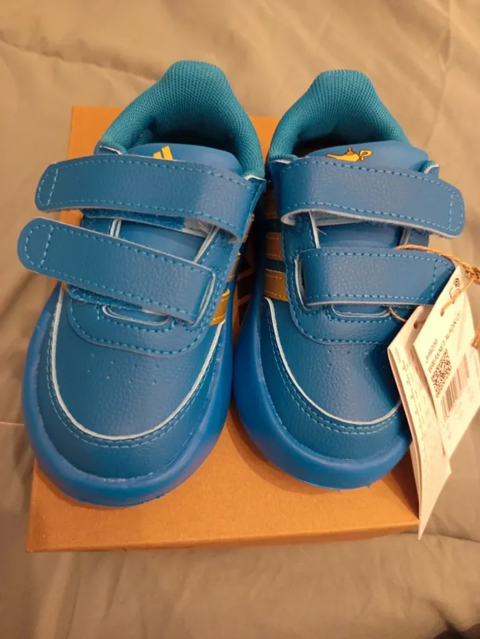Basket bebe adidas Disney Aladin taille 22 neuve - photo numéro 3