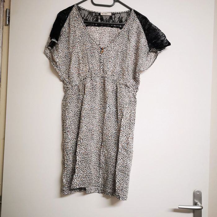 Robe léopard légère L dentelle - photo numéro 2