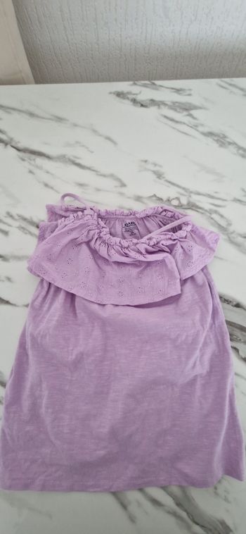 Jolie haut à bretelles