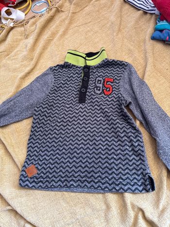 Polo gris