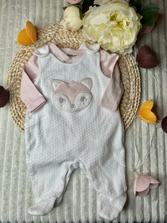Ensemble 2 pièces salopette et body C&A rose et blanc 2-3 mois