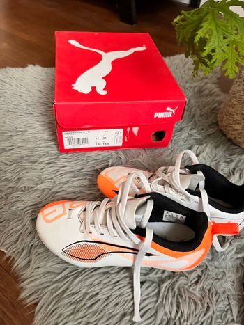 Chaussures de foot puma à crampons taille 31 