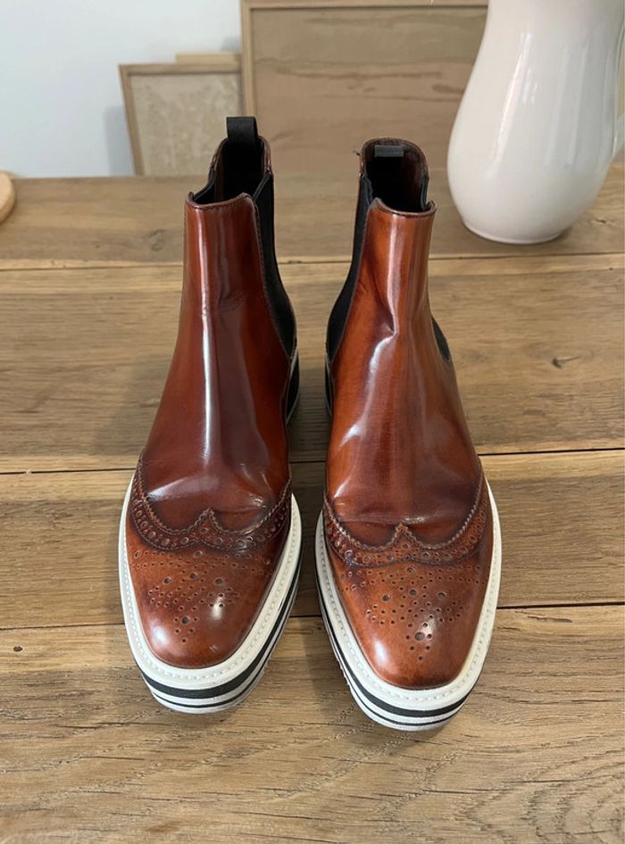 Bottines chelsea en cuir camel/marron Prada - photo numéro 2