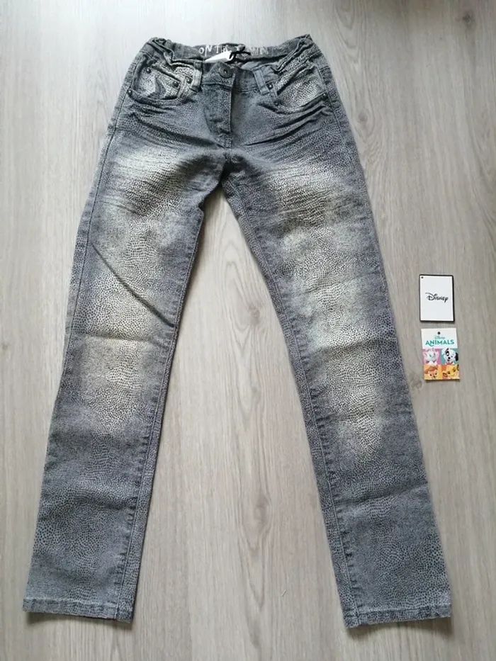 Jeans gris délavé à effet moucheté / on the town / (10ans)