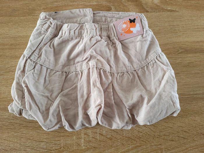 Jupe velour beige 9 mois - photo numéro 2