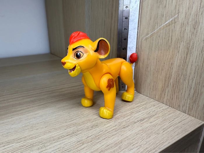 Figurine kion le roi lion Disney - photo numéro 2