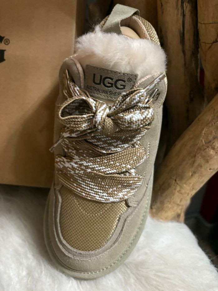 Ugg lowmel beige taille 39 - photo numéro 2