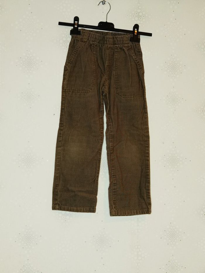 D3313 - pantalon garçon 7 ans