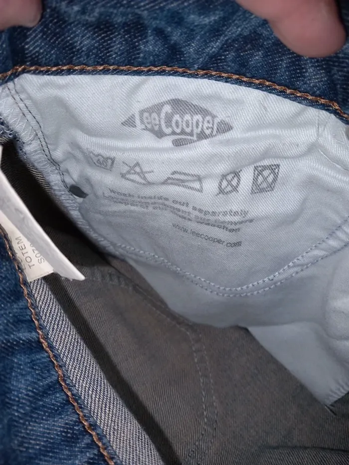 Lot 2 jean un Levis ET 1Lee cooper - photo numéro 6