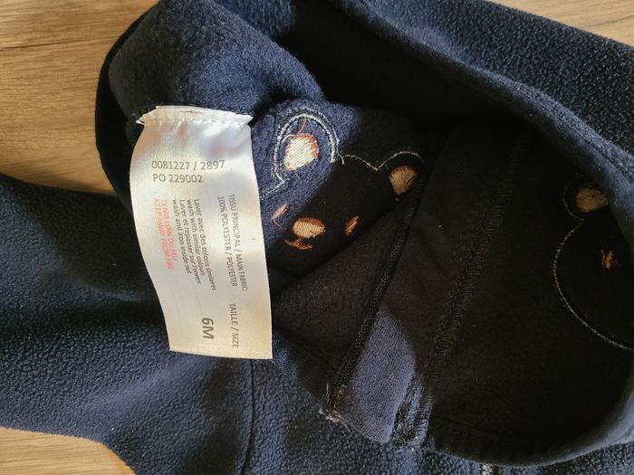 Gilet TBE 6mois - photo numéro 4