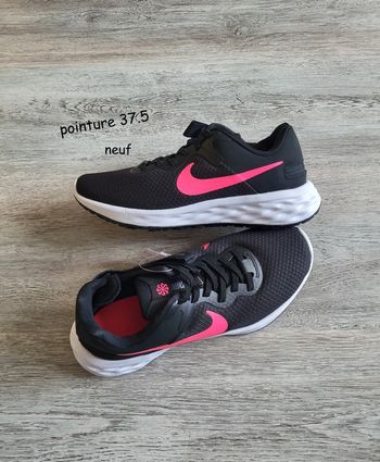 Basket nike légère pointure 37.5