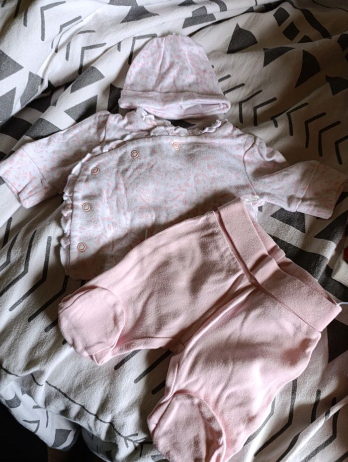 Ensemble rose