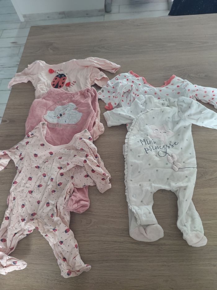 Lots pyjama bébé 1 mois