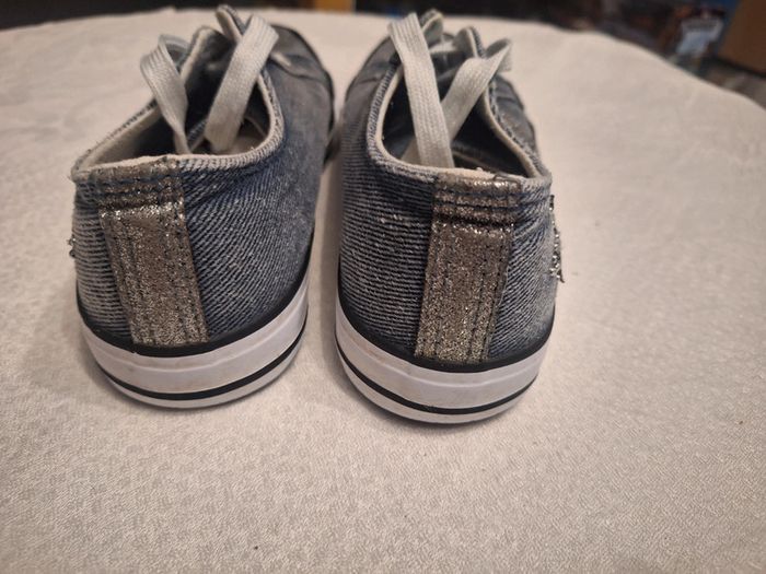 Tennis/baskets en jeans - photo numéro 4