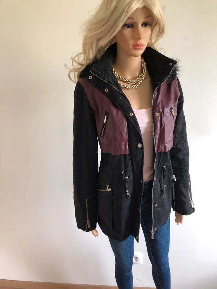 Parka noire et bordeaux avec capuche Morgan taille 40 TBE - photo numéro 4