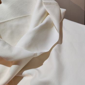 1 mètre tissu bord côte balnc cassé