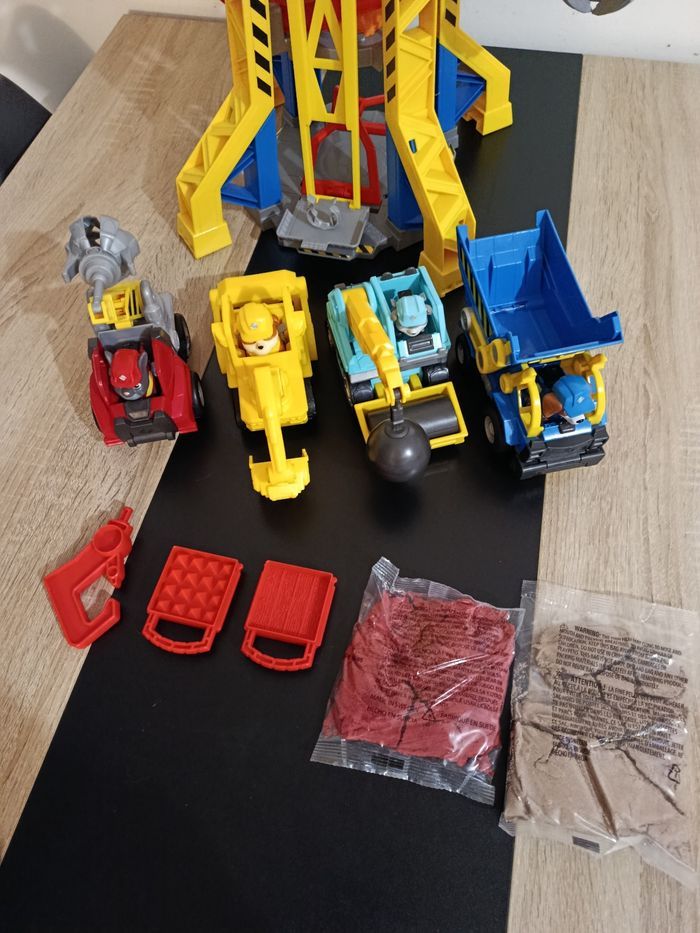 QG Ruben et compagnie+ véhicules - photo numéro 2