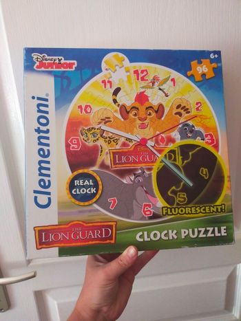 Puzzle horloge kion fluorescent