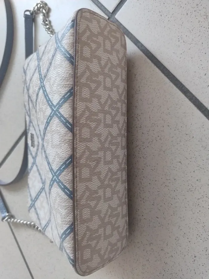 Sac à bandoulière DKNY - photo numéro 5