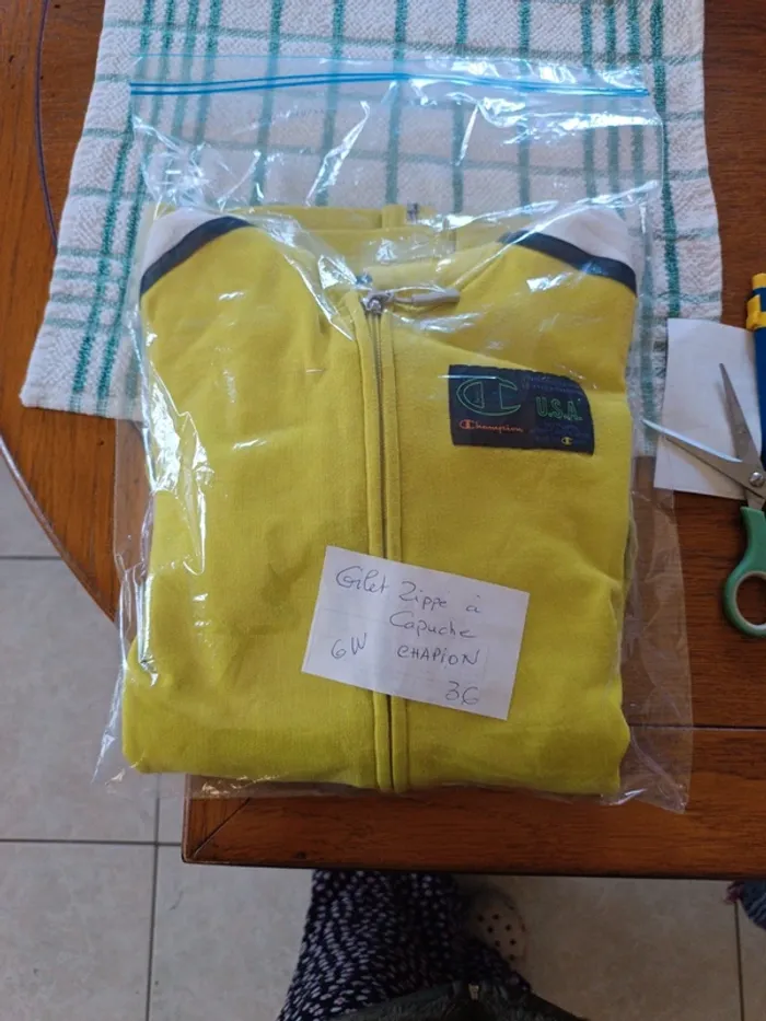 Gilet zippé jaune à capuche Champion 36 - photo numéro 5