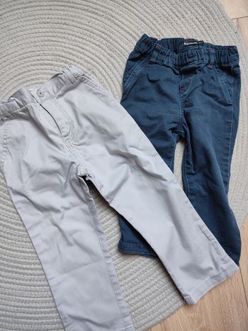 Lot 2 pantalons 2 ans