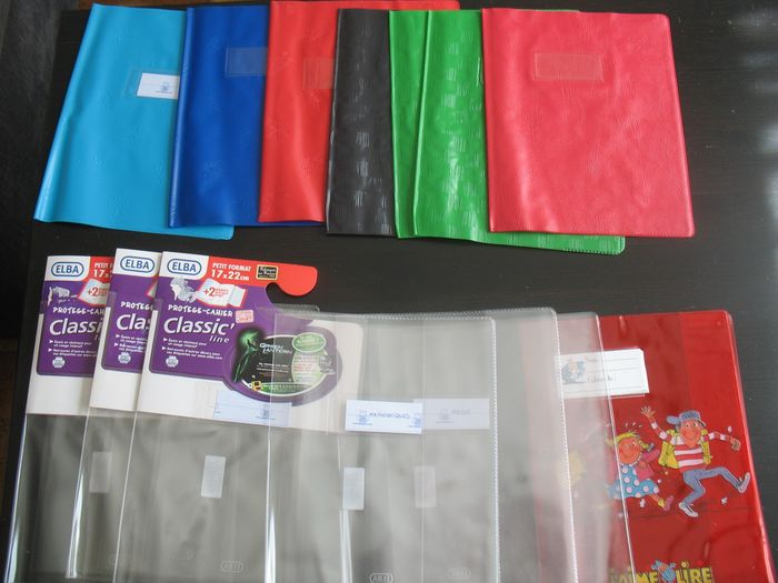 LOT DE 17 PETITS PROTÈGES CAHIERS - n°55 - photo numéro 2