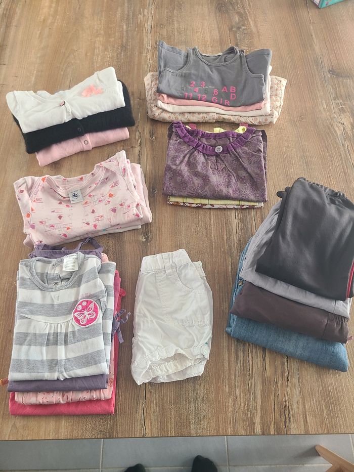 Lot vêtements fille 18 Mois