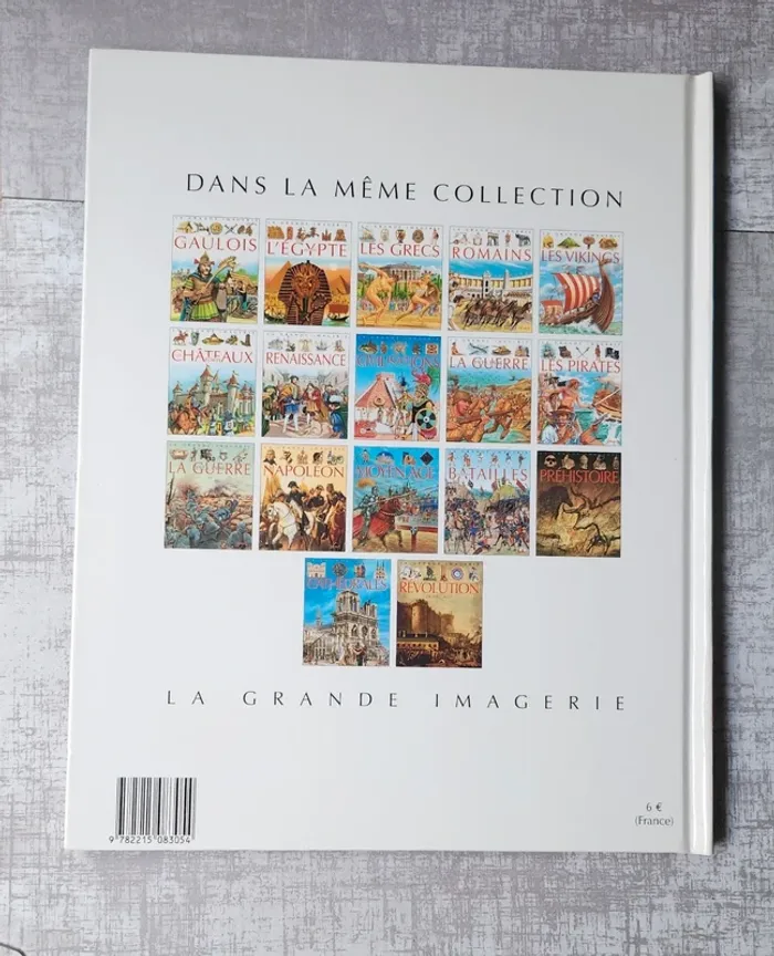 Livre "Le Moyen Age" - photo numéro 2