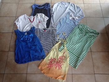 Lot de 8 débardeurs/hauts T. 38/40 (Mango, Naf Naf)