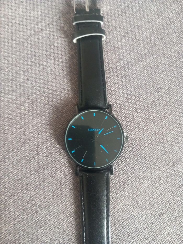 Montre neuf - photo numéro 2
