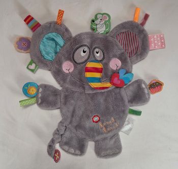 Doudou plat Éléphant gris - Étiquettes- Label Label